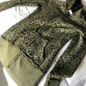 Zip front cotton hoodie.